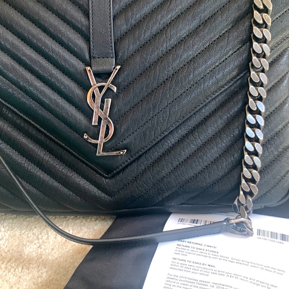 College large YSL ♥️Authenticity Card included♥️ - Picture 3 of 17